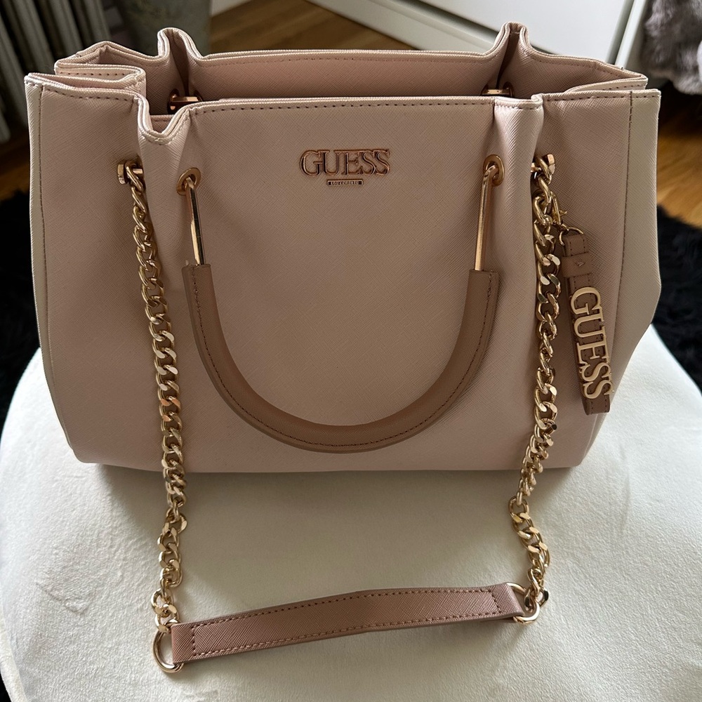 Guess Pink and Gold Shoulder Bag with Chic Design